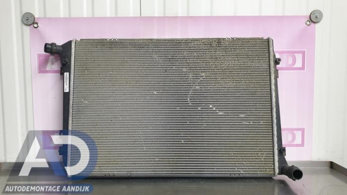 Used Radiator Volkswagen Passat Variant (3C5) 2.0 TDI 140 Price € 49,99 Margin scheme offered by Autodemontage Aandijk