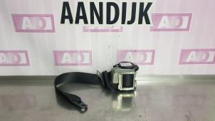 Used Rear seatbelt, left Mercedes A (W169) 1.5 A-160 Price € 39,99 Margin scheme offered by Autodemontage Aandijk