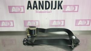 Used Rear seatbelt, left Renault Twingo II (CN) 1.2 Price € 24,99 Margin scheme offered by Autodemontage Aandijk