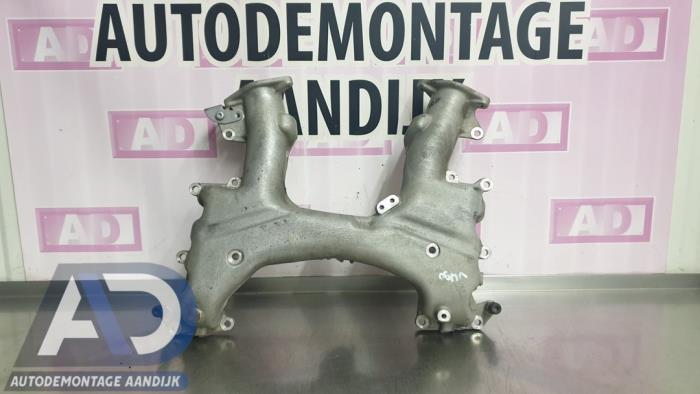 Begagnade Insugsrör Audi A8 (D4) 4.2 TDI V8 32V Quattro Pris € 124,99 Marginaltabell erbjuds av Autodemontage Aandijk