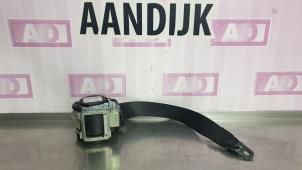 Used Rear seatbelt, right Mercedes B (W245,242) 2.0 B-180 CDI 16V Price € 49,99 Margin scheme offered by Autodemontage Aandijk