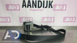 Begagnade Främre säkerhetsbälte, höger Mercedes B (W245) 2.0 B-180 CDI 16V Pris € 39,99 Marginaltabell erbjuds av Autodemontage Aandijk