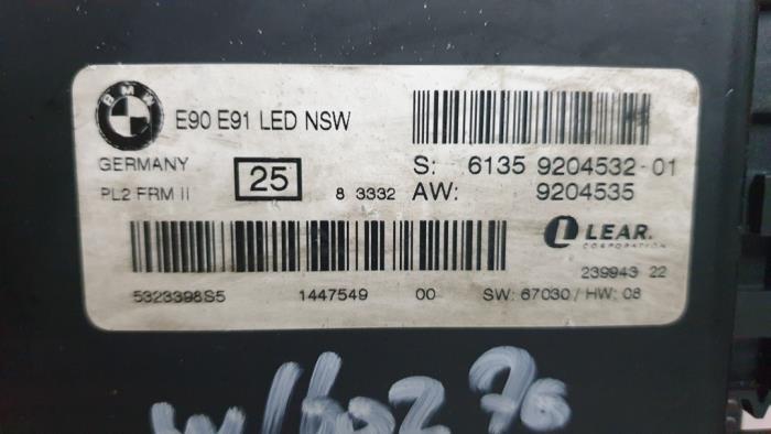 Computer lighting module from a BMW 3 serie (E90) 320d 16V 2010