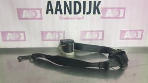 Used Rear seatbelt, right Volkswagen Touran (1T1/T2) 2.0 TDI DPF Price € 29,99 Margin scheme offered by Autodemontage Aandijk