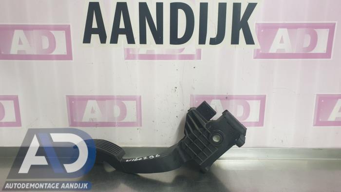 Gaspedalposition Sensor van een Opel Corsa D 1.7 CDTi 16V Ecotec 2008