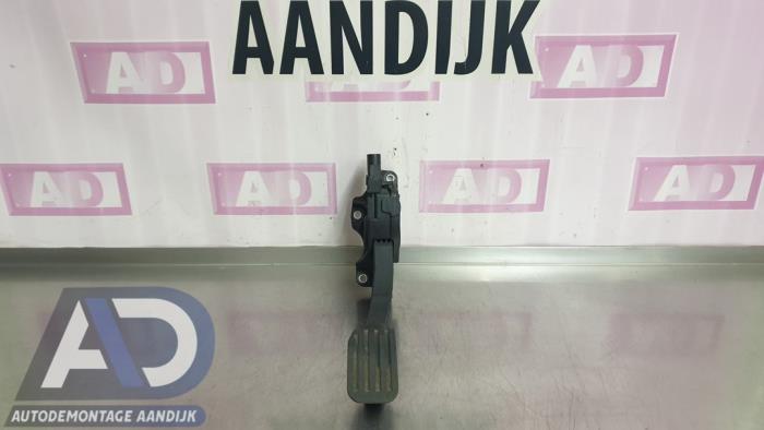 Begagnade Gaspedalsensor Ford Mondeo IV Wagon 2.0 TDCi 140 16V Pris € 19,99 Marginaltabell erbjuds av Autodemontage Aandijk