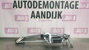 Used Wiper motor + mechanism BMW 3 serie (E90) 320i 16V Price € 39,99 Margin scheme offered by Autodemontage Aandijk