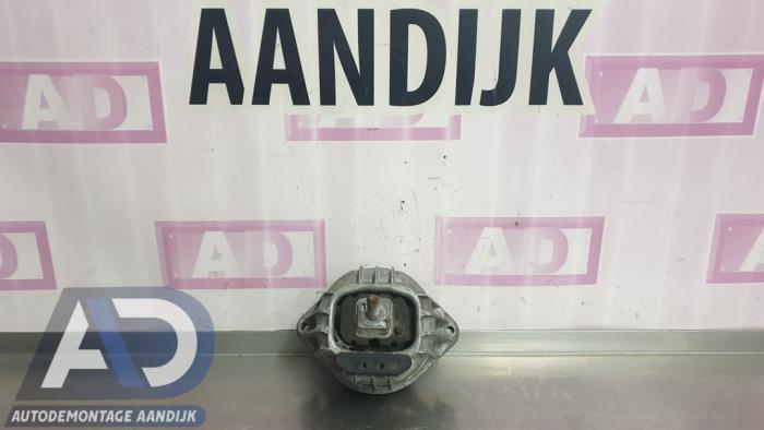 Used Engine mount BMW 3 serie (E90) 320i 16V Price € 14,99 Margin scheme offered by Autodemontage Aandijk