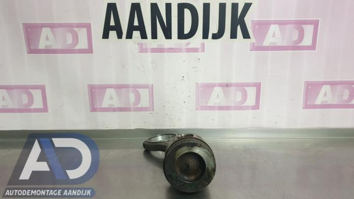 Begagnade Kolv Audi A8 (D4) 4.2 TDI V8 32V Quattro Pris € 49,99 Marginaltabell erbjuds av Autodemontage Aandijk