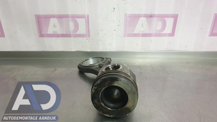 Begagnade Kolv Audi A8 (D4) 4.2 TDI V8 32V Quattro Pris € 49,99 Marginaltabell erbjuds av Autodemontage Aandijk