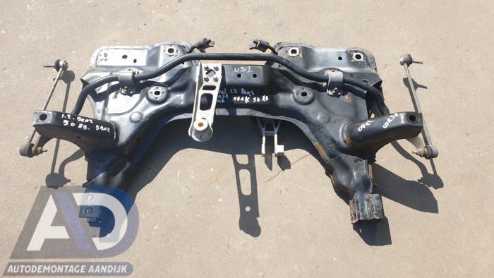 Used Subframe Opel Corsa E 1.2 16V Price € 74,99 Margin scheme offered by Autodemontage Aandijk