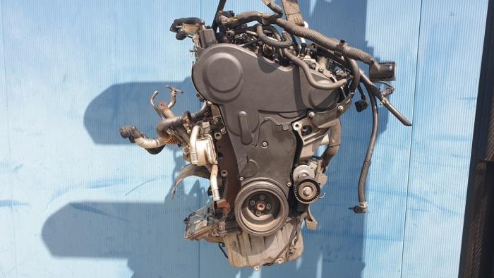 Engine from a Volkswagen Polo V (6R) 1.2 TDI 12V BlueMotion 2011