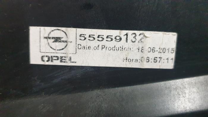 Timonerie de changement de vitesse d'un Opel Corsa E 1.2 16V 2016