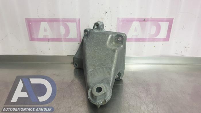 Used Engine mount Mercedes E (C207) E-350 CGI V6 24V Price € 49,99 Margin scheme offered by Autodemontage Aandijk