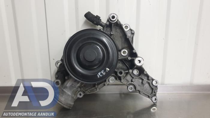 Begagnade Vattenpump Mercedes E (C207) E-350 CGI V6 24V Pris € 49,99 Marginaltabell erbjuds av Autodemontage Aandijk