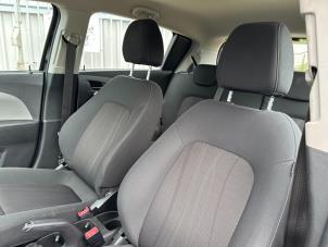 Used Set of upholstery (complete) Chevrolet Aveo (300) 1.2 16V Price € 199,99 Margin scheme offered by Autodemontage Aandijk