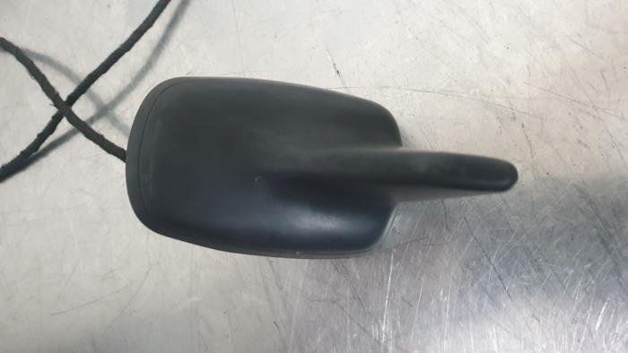 Antenna from a Audi A6 (C6) 2.0 TDI 16V 2008