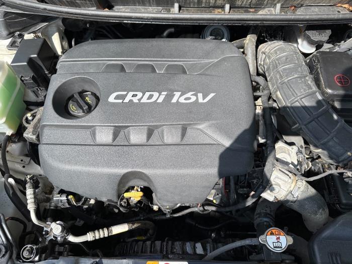 Engine from a Hyundai i30 (GDHB5) 1.6 CRDi Blue Drive 16V VGT 2013