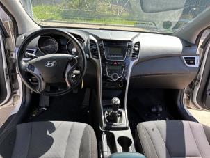 Usagé Kit + module airbag Hyundai i30 (GDHB5) 1.6 CRDi Blue Drive 16V VGT Prix € 749,99 Règlement à la marge proposé par Autodemontage Aandijk