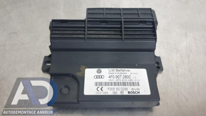 Używane Komputer pokladowy Audi A6 (C6) 2.0 TDI 16V Cena € 49,99 Procedura marży oferowane przez Autodemontage Aandijk