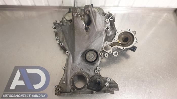 Usagé Couvercle de distribution Ford Focus 3 1.0 Ti-VCT EcoBoost 12V 100 Prix € 74,99 Règlement à la marge proposé par Autodemontage Aandijk