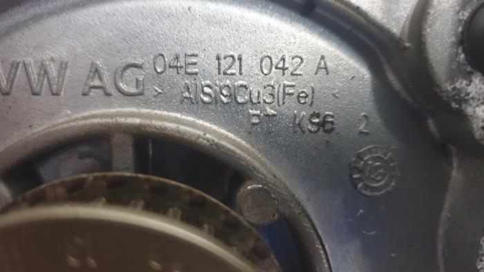 Cuerpo de termostato de un Volkswagen Golf VII (AUA) 1.2 TSI BlueMotion 16V 2014