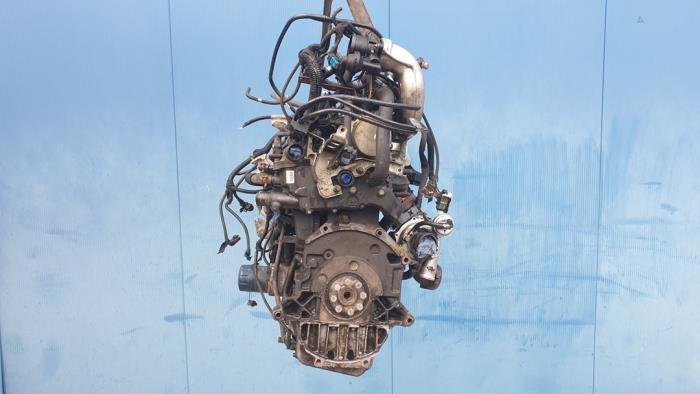 Motor de un Peugeot Boxer (244) 2.2 HDi 2006