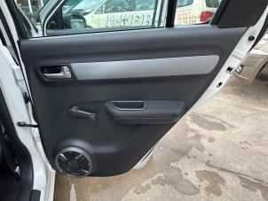 Used Rear door trim 4-door, right Suzuki Swift (ZA/ZC/ZD1/2/3/9) 1.3 VVT 16V Price € 34,99 Margin scheme offered by Autodemontage Aandijk