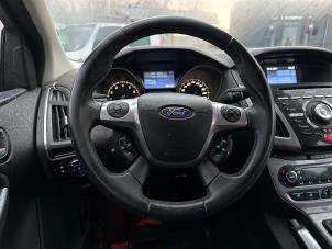 Used Steering wheel Ford Focus 3 1.6 EcoBoost 16V Price € 119,99 Margin scheme offered by Autodemontage Aandijk