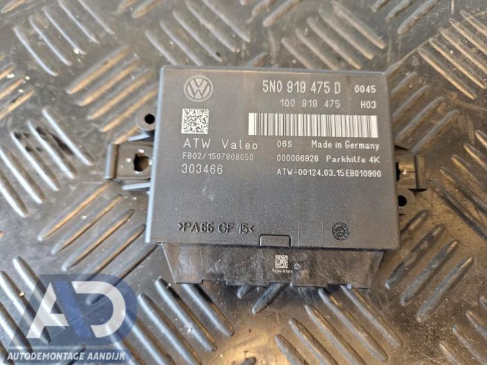 Begagnade PDC-modul Volkswagen Touran (1T3) 2.0 TDI 16V Pris € 49,99 Marginaltabell erbjuds av Autodemontage Aandijk