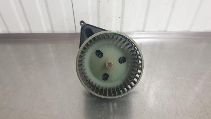 Heating and ventilation fan motor from a Peugeot Boxer (244) 2.2 HDi 2006