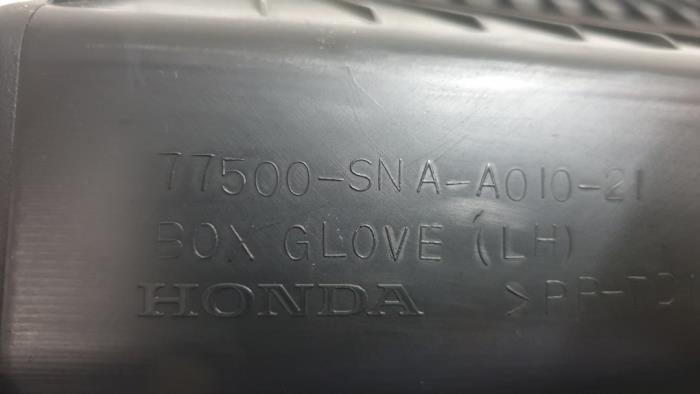 Glovebox from a Honda Civic (FA/FD) 1.3 Hybrid 2008
