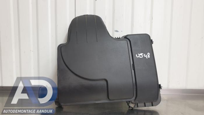 Begagnade Luftfilterhus Toyota Aygo (B10) 1.0 12V VVT-i Pris € 24,99 Marginaltabell erbjuds av Autodemontage Aandijk