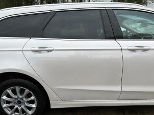 Used Rear door 4-door, right Ford Mondeo V Wagon 2.0 TDCi 150 16V Price € 499,99 Margin scheme offered by Autodemontage Aandijk