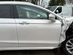 Used Front door 4-door, right Ford Mondeo V Wagon 2.0 TDCi 150 16V Price € 499,99 Margin scheme offered by Autodemontage Aandijk
