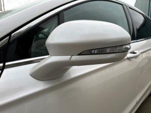 Used Wing mirror, left Ford Mondeo V Wagon 2.0 TDCi 150 16V Price € 149,99 Margin scheme offered by Autodemontage Aandijk