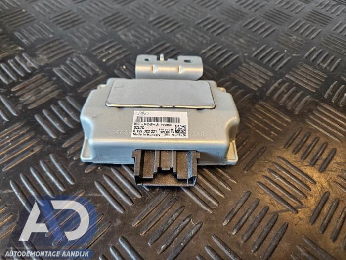 Usagé Module (divers) Ford Mondeo V Wagon 2.0 TDCi 150 16V Prix € 149,99 Règlement à la marge proposé par Autodemontage Aandijk