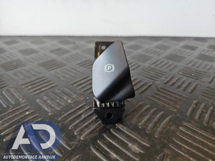Gebrauchte Handbremse Schalter Ford Mondeo V Wagon 2.0 TDCi 150 16V Preis € 29,99 Margenregelung angeboten von Autodemontage Aandijk
