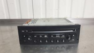 Used Radio CD player Peugeot 307 SW (3H) 1.6 16V Price € 49,99 Margin scheme offered by Autodemontage Aandijk