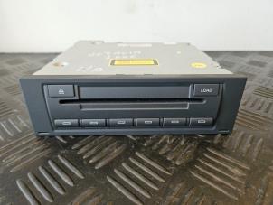 Used CD changer Skoda Octavia Combi (1Z5) 1.9 TDI Price € 49,99 Margin scheme offered by Autodemontage Aandijk