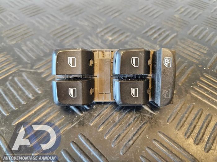 Usados Interruptor combinado de ventanillas Audi A4 Avant (B8) 2.0 TDI 16V Precio € 19,99 Norma de margen ofrecido por Autodemontage Aandijk