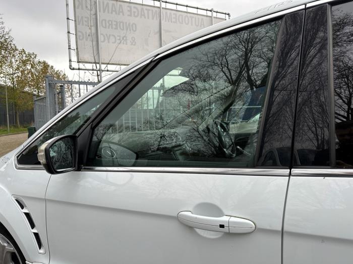 Drzwi lewe przednie wersja 4-drzwiowa z Ford S-Max (GBW) 2.0 Ecoboost 16V 2014