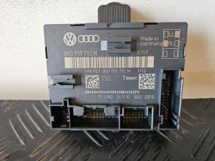 Usados Módulo de cierre centralizado Audi A4 Avant (B8) 2.0 TDI 16V Precio € 29,99 Norma de margen ofrecido por Autodemontage Aandijk