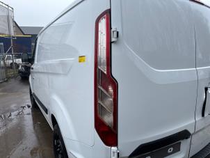 Used Taillight, left Ford Transit Custom 1.0 12V Ecoboost PHEV Price € 99,99 Margin scheme offered by Autodemontage Aandijk