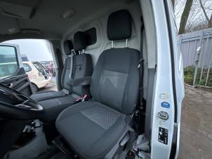 Gebrauchte Sitz links Ford Transit Custom 1.0 12V Ecoboost PHEV Preis € 249,99 Margenregelung angeboten von Autodemontage Aandijk