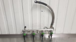 Used Fuel injector nozzle Mercedes C Sportcoupé (C203) 1.8 C-200K 16V Price € 79,99 Margin scheme offered by Autodemontage Aandijk