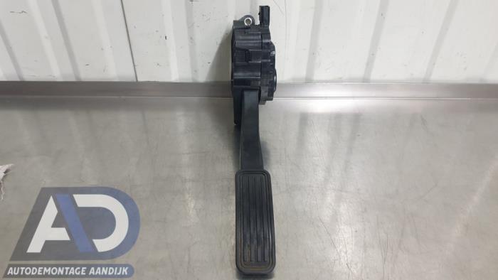 Begagnade Gaspedalsensor Ford Mondeo V Wagon 2.0 TDCi 150 16V Pris € 29,99 Marginaltabell erbjuds av Autodemontage Aandijk