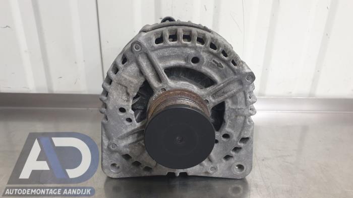 Gebrauchte Dynamo Audi A6 (C6) 2.0 TDI 16V Preis € 74,99 Margenregelung angeboten von Autodemontage Aandijk