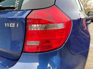 Used Taillight, right BMW 1 serie (E87/87N) 118i 16V Price € 39,99 Margin scheme offered by Autodemontage Aandijk