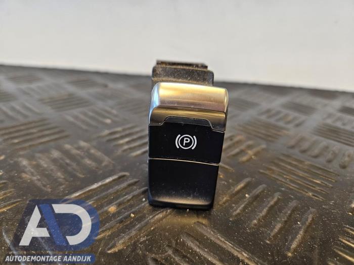 Gebrauchte Handbremse Schalter Audi A4 Avant (B8) 2.0 TDI 16V Preis € 14,99 Margenregelung angeboten von Autodemontage Aandijk